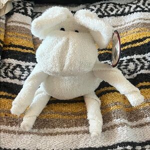 Carnival Harriet the Hippo Towel Pal